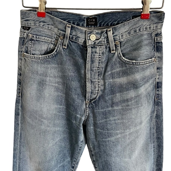 CITIZENS OF HUMANITY Liya High Rise Classic Fit Crop Jeans in Sunday Morning - Picture 4 of 10